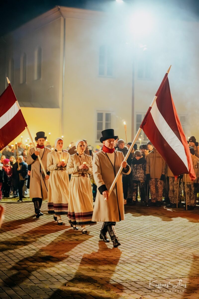 Lāčplēša dienas lāpu gājiens Jēkabpilī