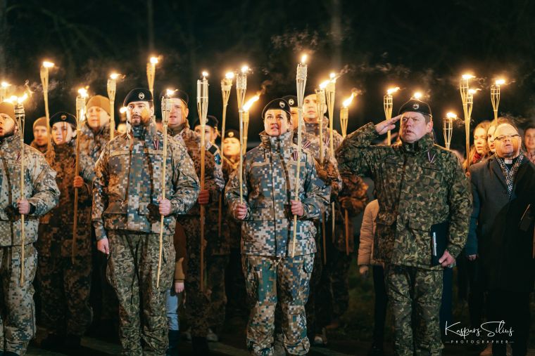 Lāčplēša dienas lāpu gājiens Jēkabpilī