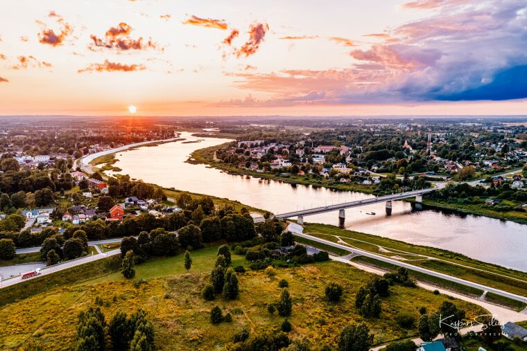 Pirms vētras