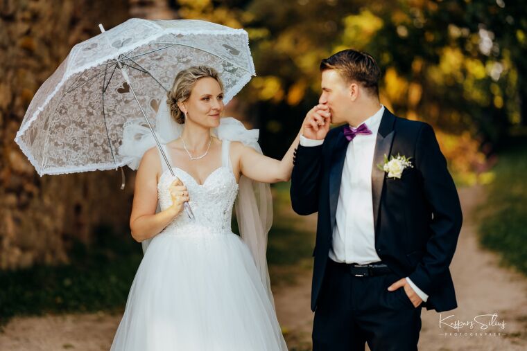 Laura & Juris